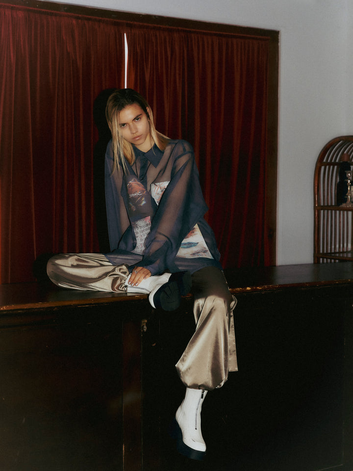 LAYERED GRAPHIC SHEER SHIRT【BLUE】