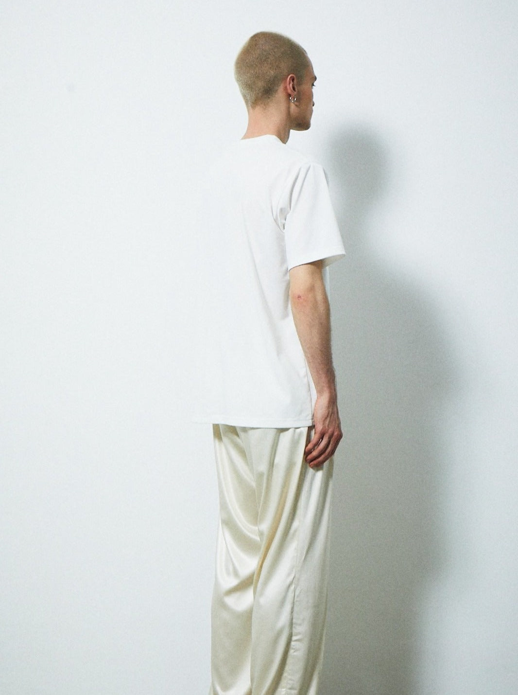 BACK SLIT T-SHIRT【The Music®︎Collaboration】