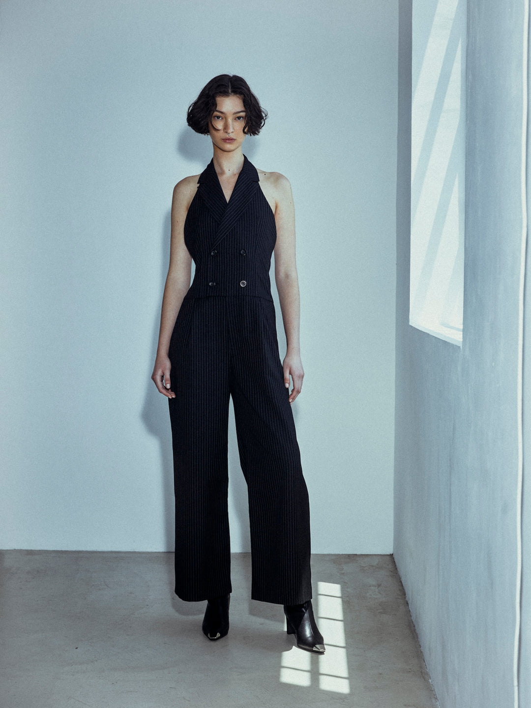 BACK LACE-UP TAILORED JUMPSUIT