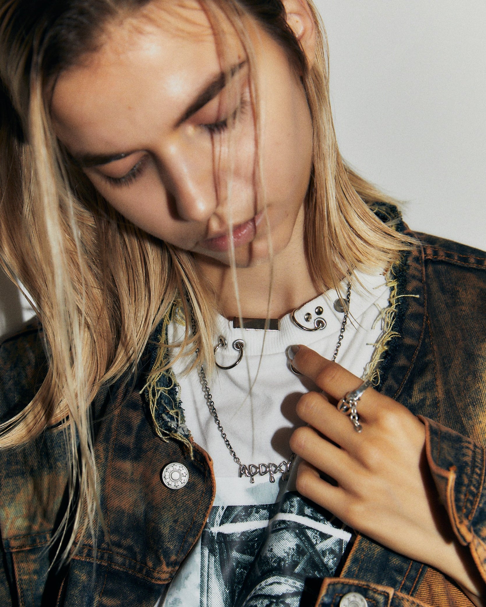 MELT LOGO CHAIN NECKLACE – ADDIXY