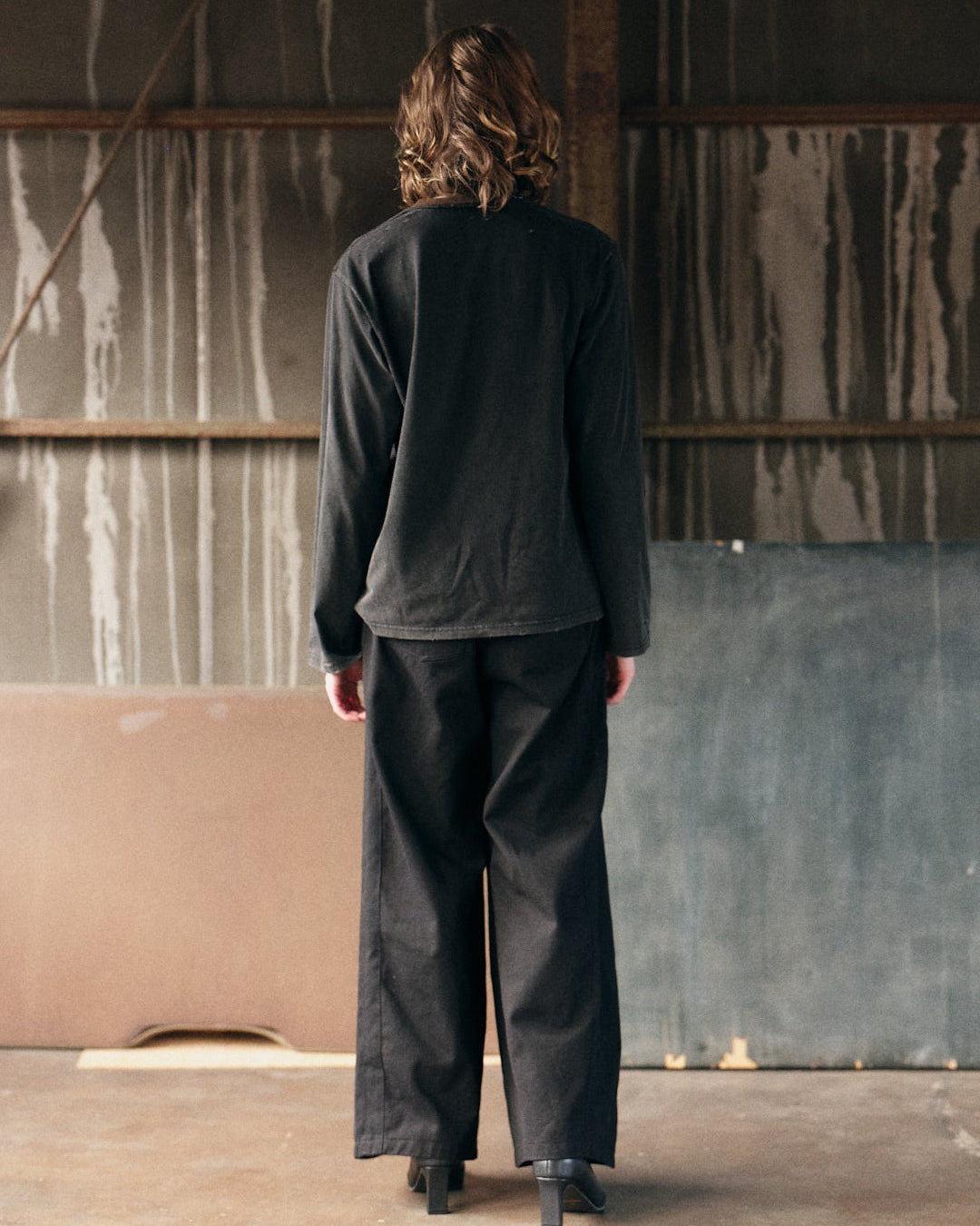 WRAP FRONT WIDE DENIM【BLACK】