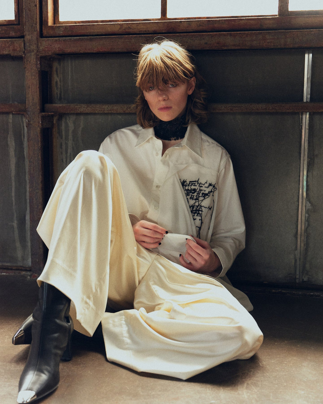 FRINGE EMBROIDERY SHIRT【BLACK】