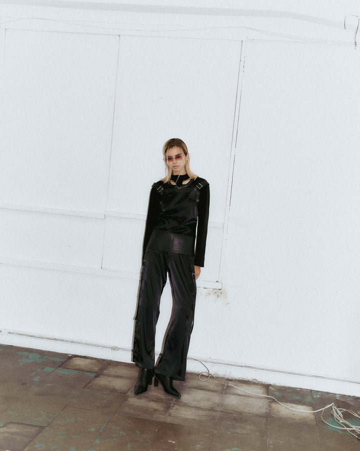SATIN CARGO STRAP PANTS【BLACK】