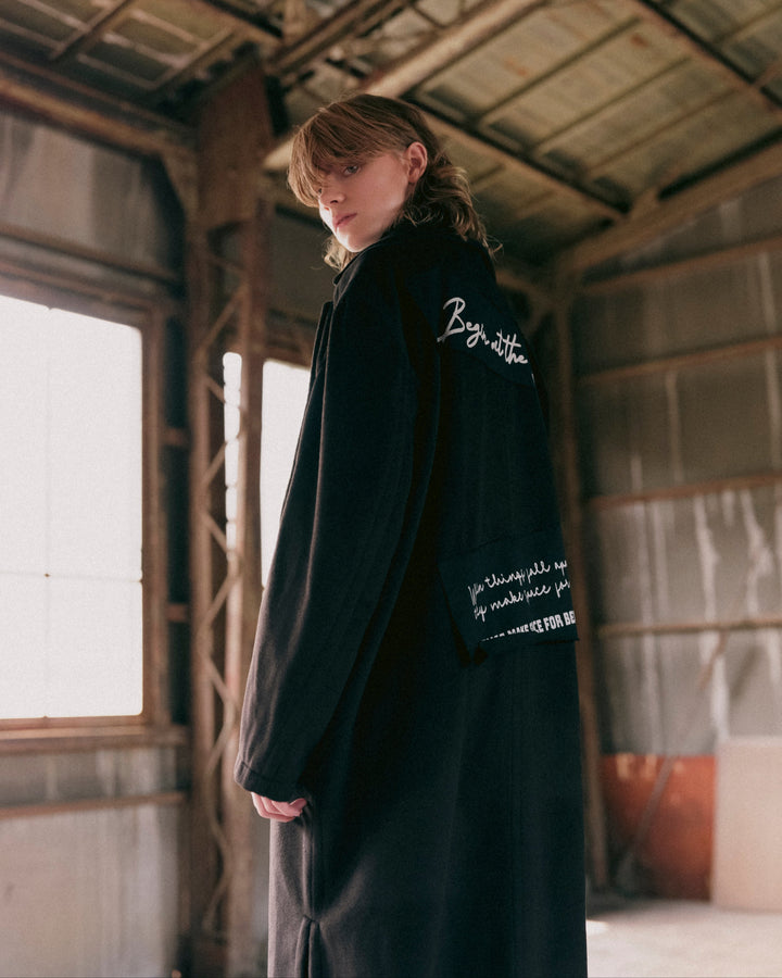 FRAGMENTED PANEL COAT【BLACK】