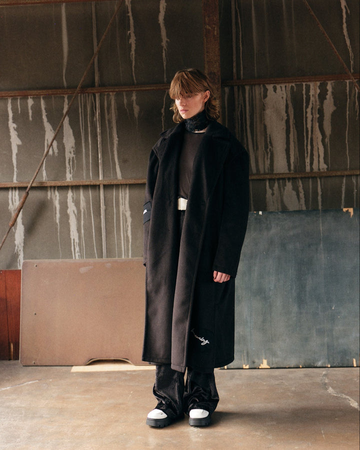 FRAGMENTED PANEL COAT【BLACK】