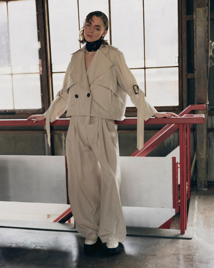 STRAP BELTED SHORT JACKET【WHITE】