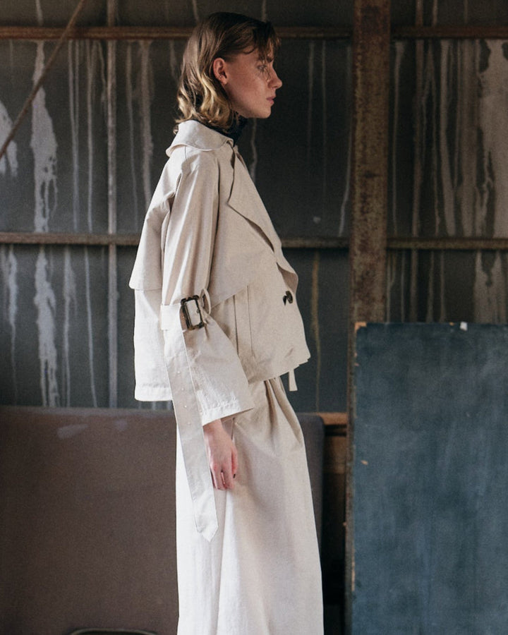 STRAP BELTED SHORT JACKET【WHITE】