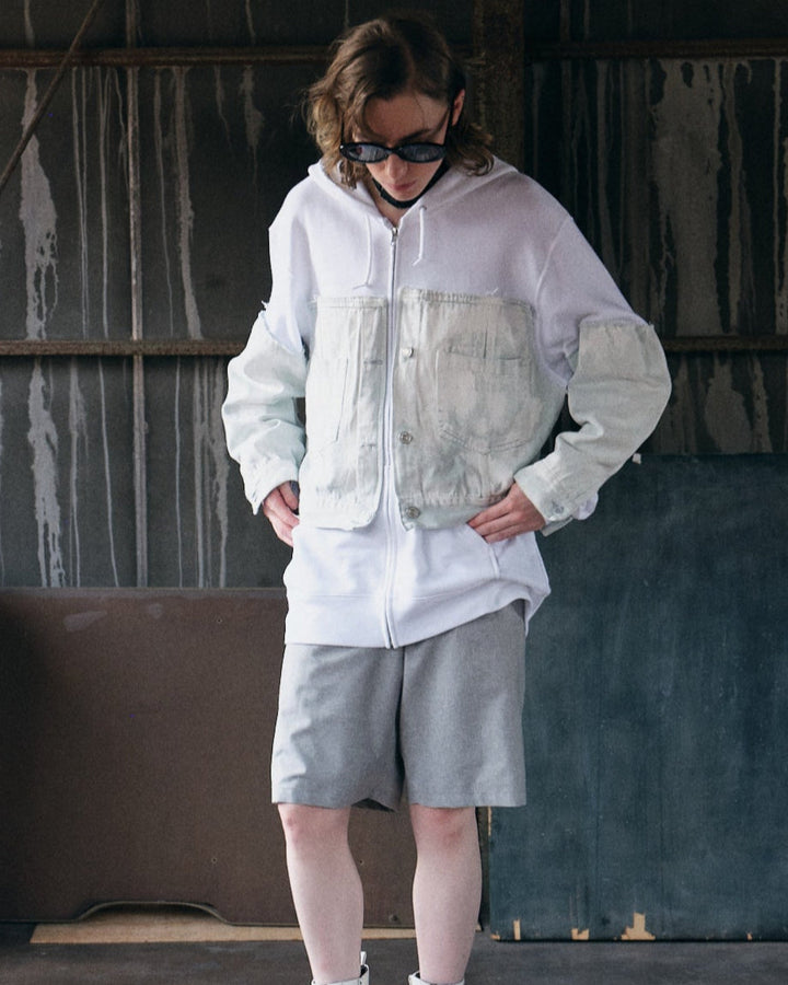 ＜UPCYCLED＞DENIM REBUILD HOODIE【GRAY】