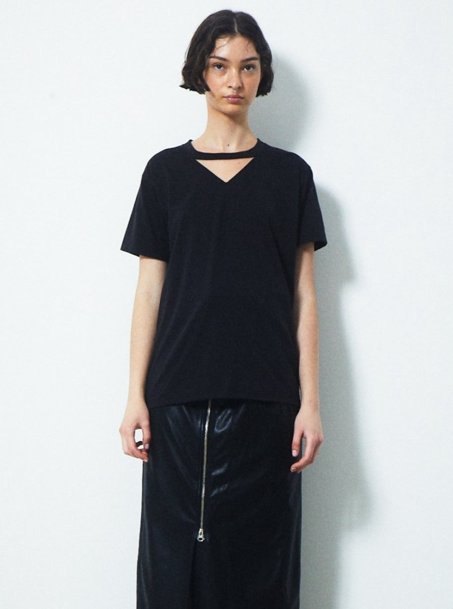 CHOKER DETAIL T-SHIRT【The Music®︎Collaboration】