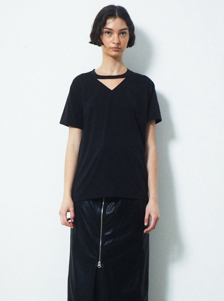 CHOKER DETAIL T-SHIRT【The Music®︎Collaboration】