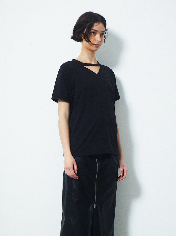 CHOKER DETAIL T-SHIRT【The Music®︎Collaboration】