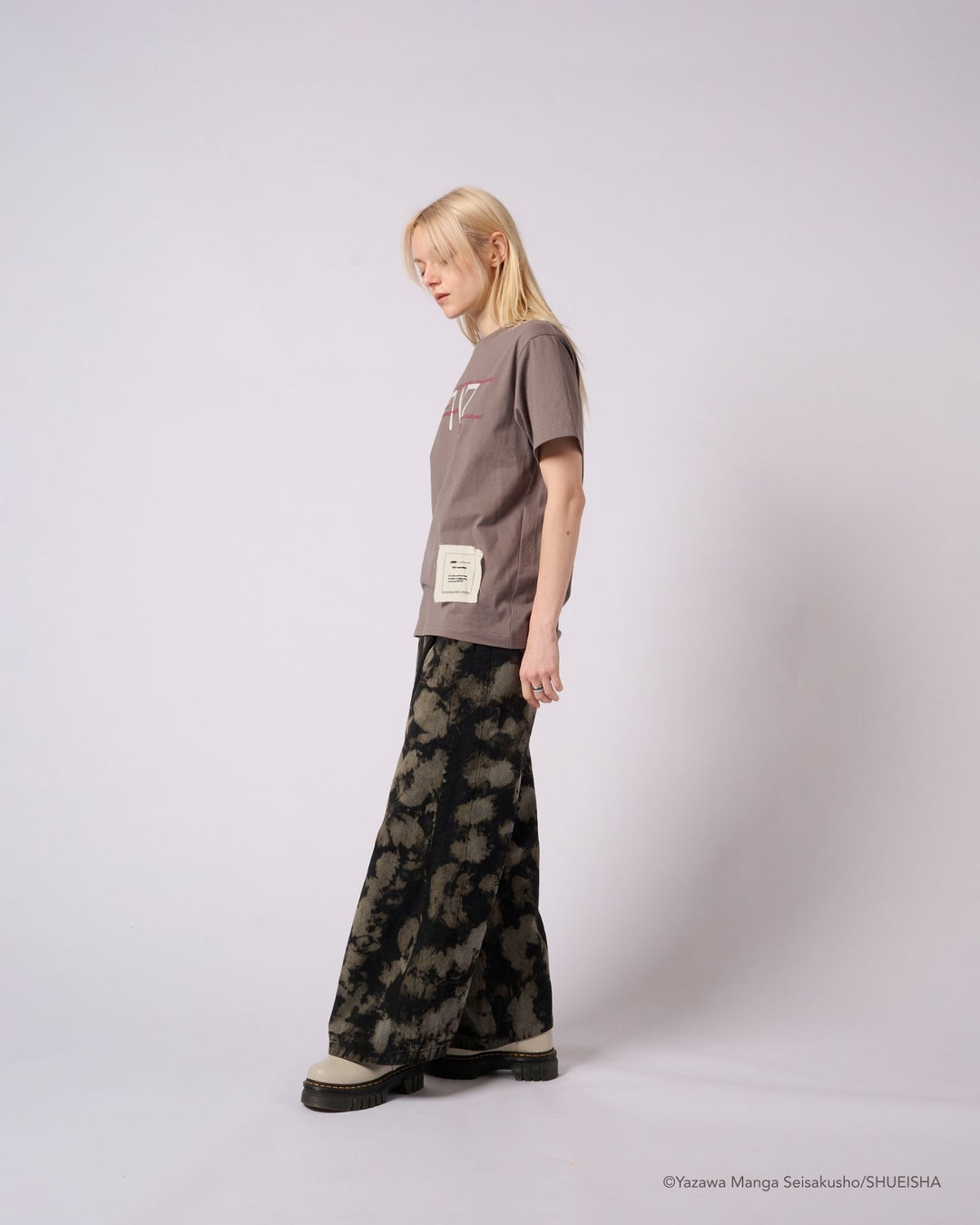 NANA × ADDIXY 707 ROOM TEE [DARK GRAY]