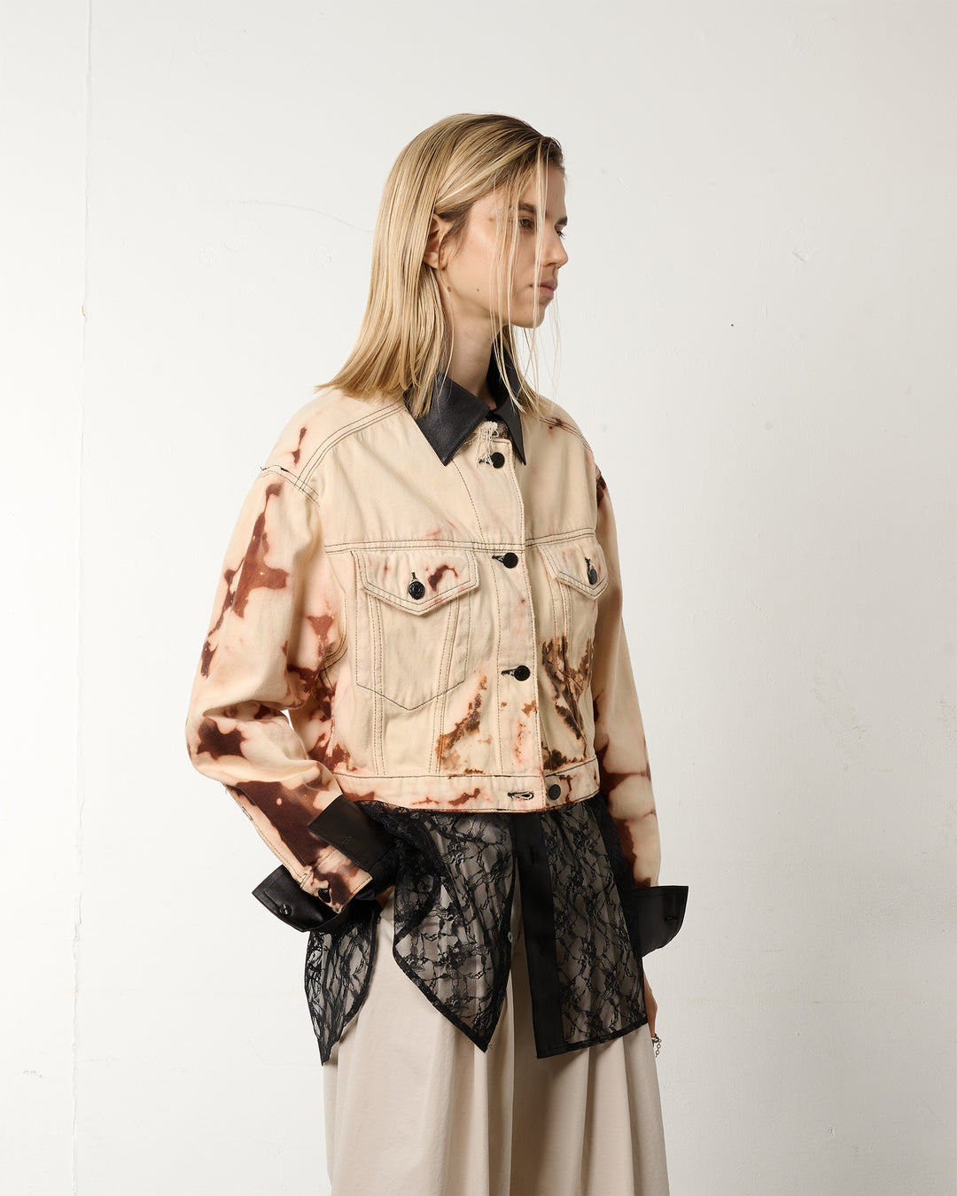 UPCYCLED HYPER BLEACH DENIM JACKET [PINK]