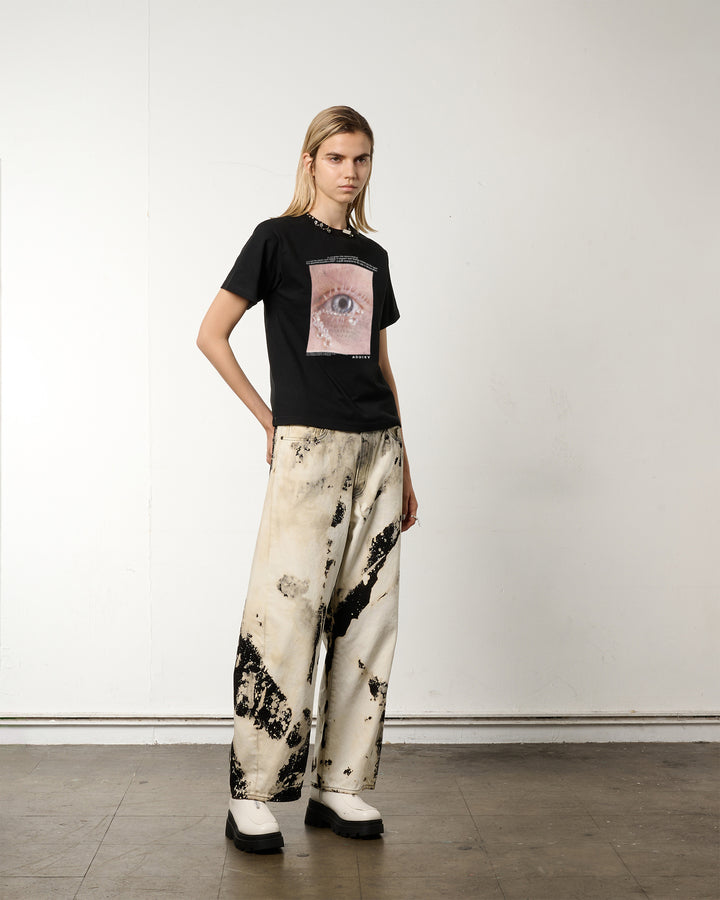 ACCESSORY NECK EYE GRAPHIC TEE【BLACK】
