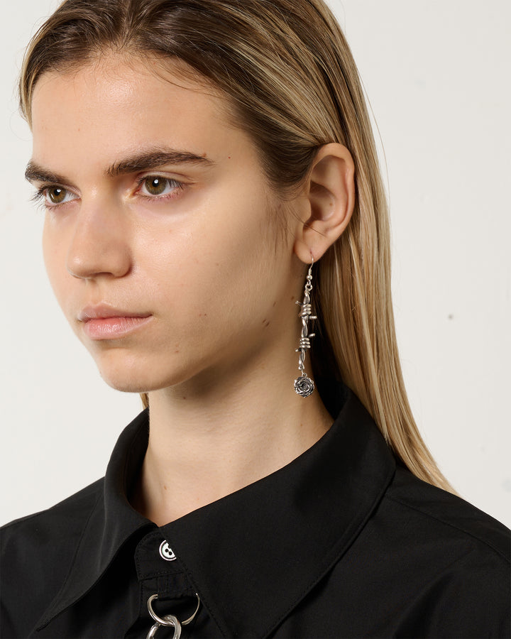 THORN WIRE ROSE PIERCE