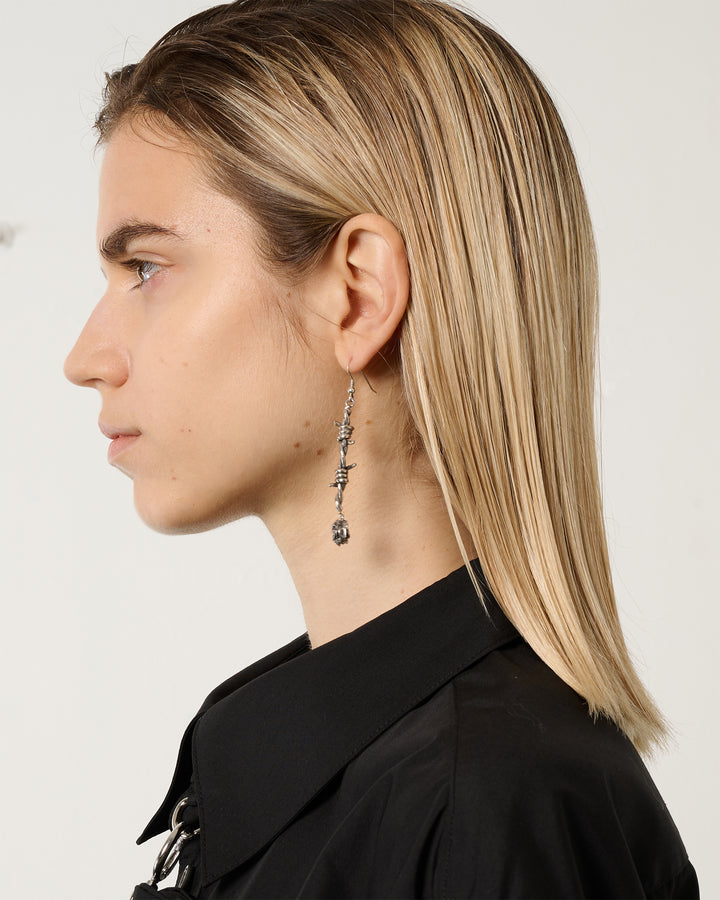 THORN WIRE ROSE PIERCE