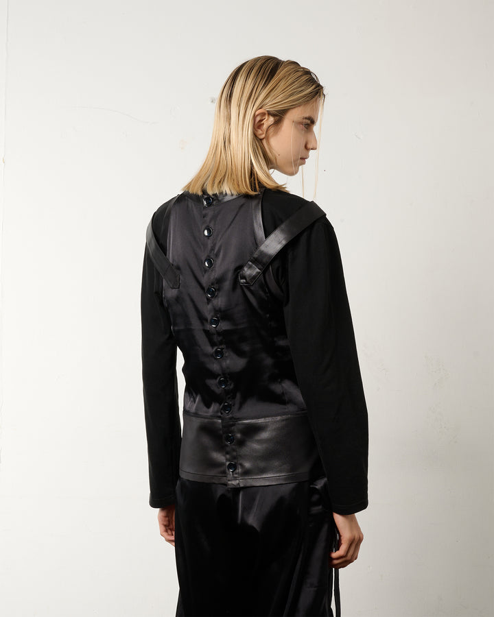 BACK BUTTON SATIN LEATHER TANK【BLACK】