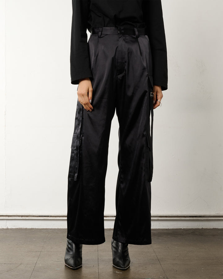 SATIN CARGO STRAP PANTS【BLACK】