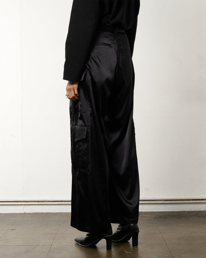SATIN CARGO STRAP PANTS【BLACK】
