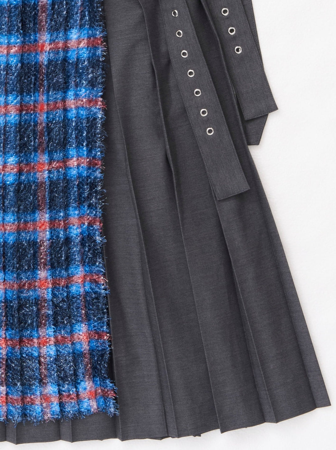 LAYERED WRAP SIDE BELT SKIRT