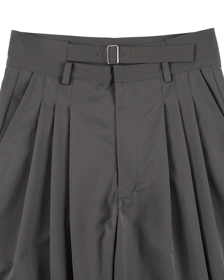 BELTED WIDE TUCK PANTS【DARK GRAY】