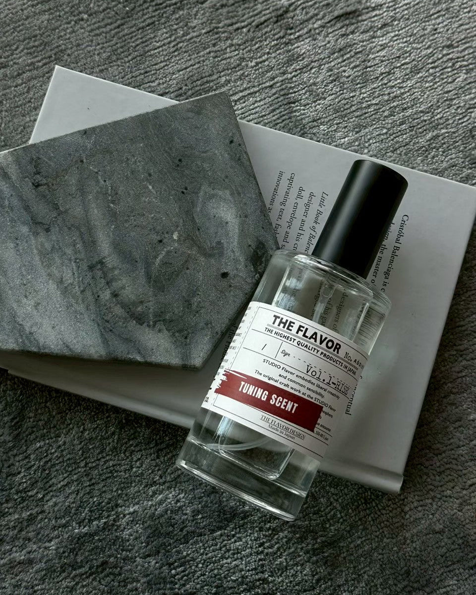 FABLIC MIST ーTUNING SCENT 【vol.1 RISE】ー　THE FLAVOR DESIGN® collaboration 別注モデル