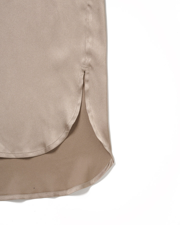 FRINGE COLLAR SATIN SHIRT【KHAKI】