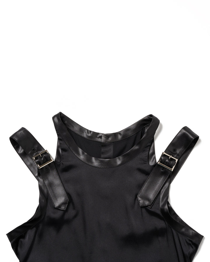 BACK BUTTON SATIN LEATHER TANK【BLACK】