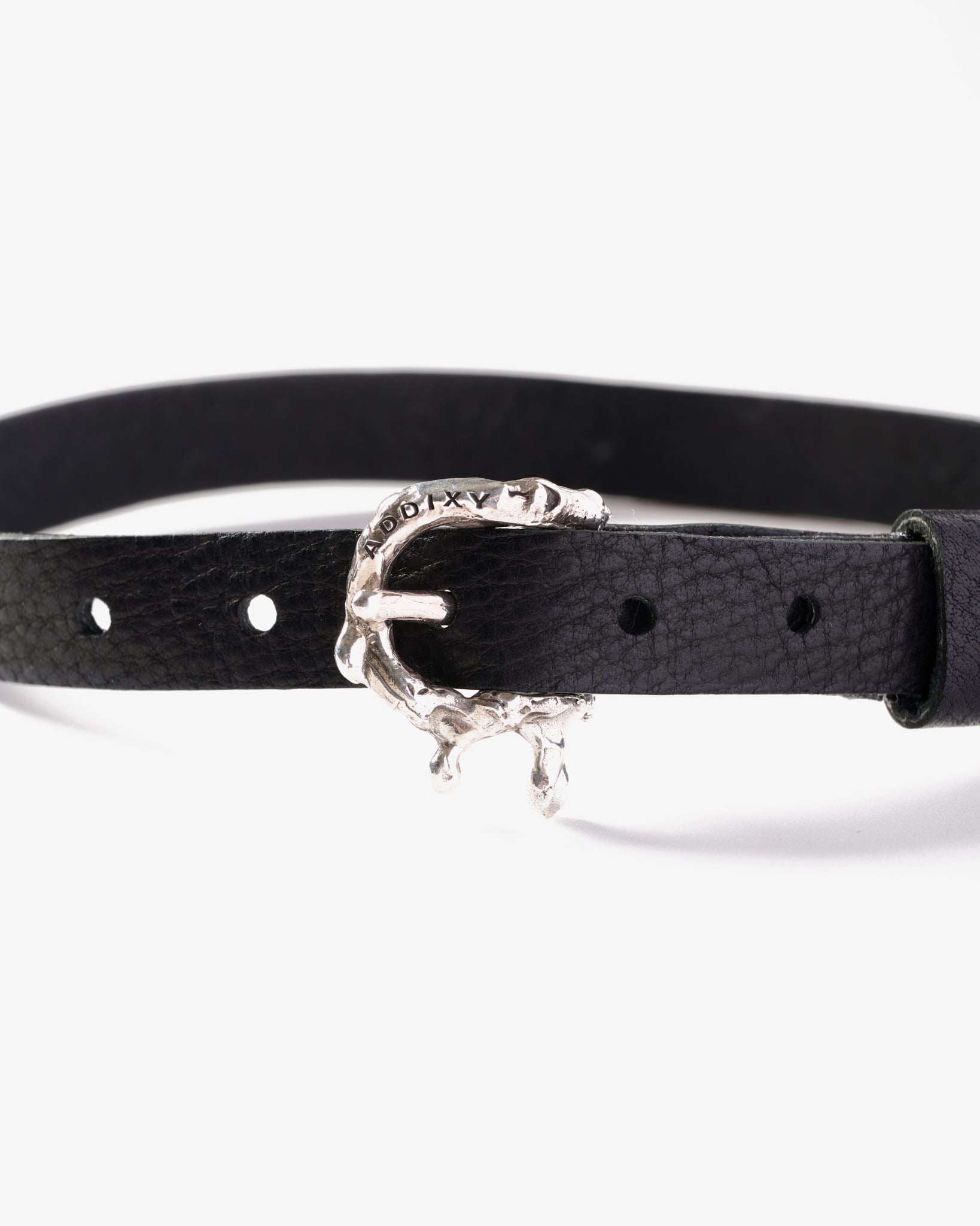 MELT BUCKLE LEATHER CHOKER – ADDIXY